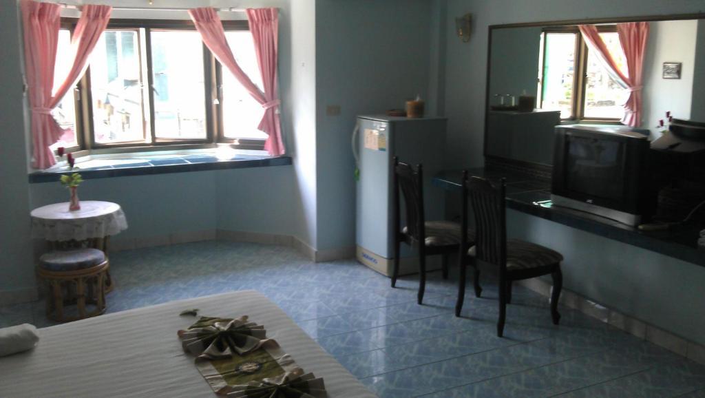 Seabreeze Inn Карон Номер фото